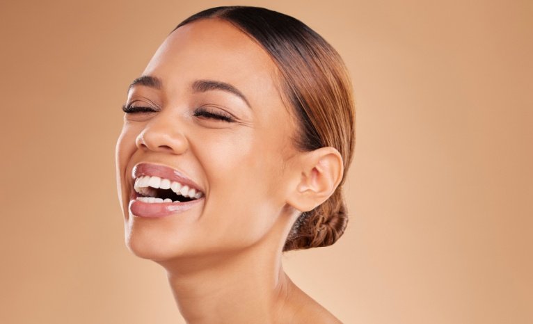 Read more about the article Say Goodbye to Your Double Chin with Kybella This Summer